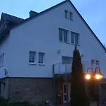 Schoene Mit Whirlpool Und Sauna * Homberg (Ohm)
