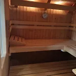 Schoene Mit Whirlpool Und Sauna Appartement *