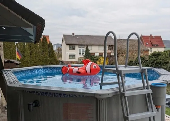 Schoene Mit Whirlpool Und Sauna *